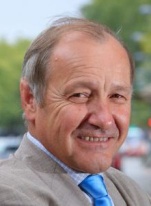 Jacques Archimbaud président de la commission du débat national sur la PPE